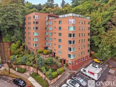 Main picture of Cardinell View Lofts Condominium
