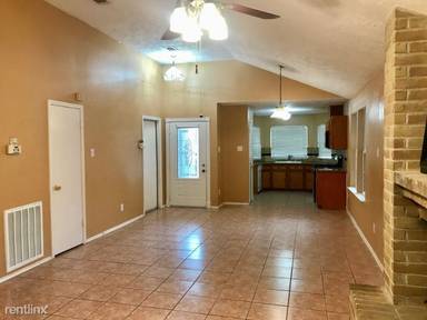 Main picture of 1734 Bugle Run Dr