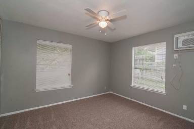 Main picture of 8730 Easy Valley St