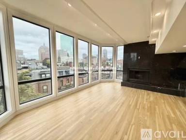 Main picture of 113 Beacon St