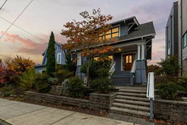 Main picture of 6207 12th Ave NE