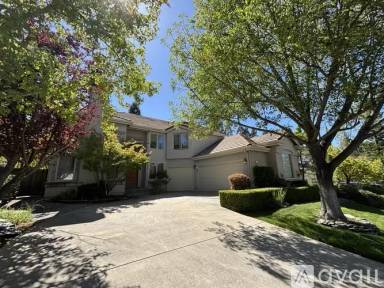Main picture of 127 Rassani Dr