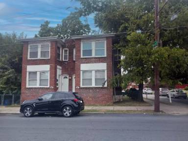 Main picture of 4618 Disston St