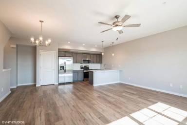 Main picture of 2863 Rookwood Ln