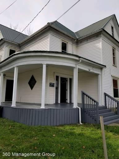 Main picture of 148 W Lexington Ave