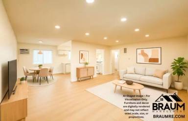 Main picture of 13115 Oxnard St
