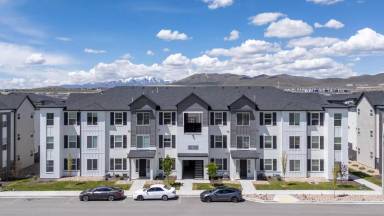 Main picture of 3325 W 1830 N