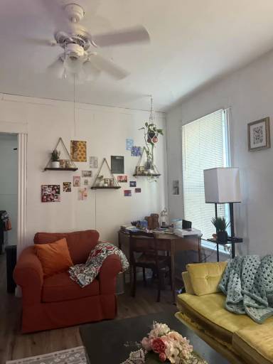 Main picture of 120 S Blair St
