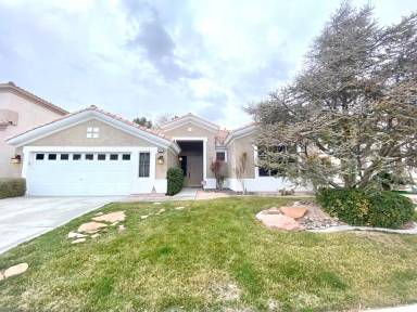 Main picture of 40 Chateau Whistler Ct