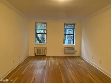 Main picture of 229 E 80th St