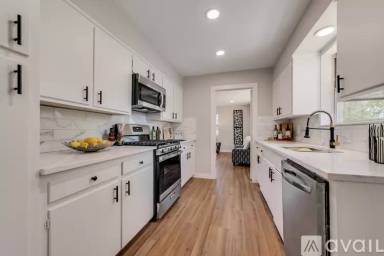 Main picture of 1225 Greenbriar St