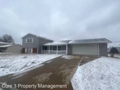 Main picture of 50 Birch Ln