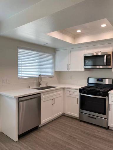 Main picture of 10213 Pike Ave