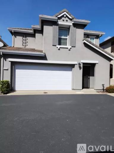 Main picture of 8326 Oliva Rd
