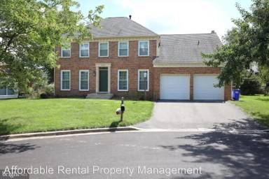 Main picture of 14318 Night Hawk Way