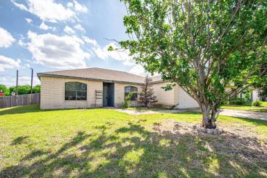 Main picture of 3500 Viewcrest Dr