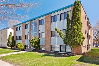 Main picture of 3127 Pleasant Ave