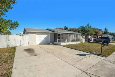 Main picture of 7321 Parrot Dr