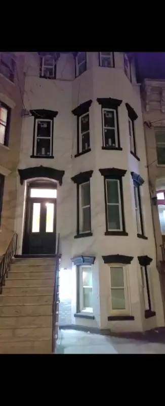 Main picture of 297 Clinton Ave