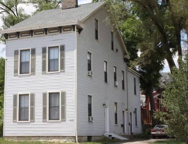 Main picture of 4627 Vine St