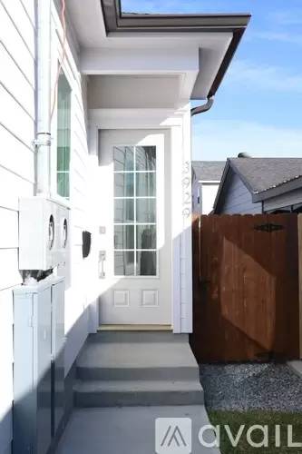 Main picture of 3929 Roman St