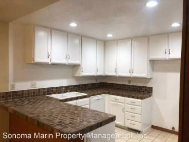 Main picture of 61 Francis Cir