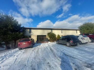 Main picture of 103-09 Martin Dr Apartments