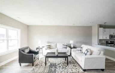 Main picture of 63 Melissa Ln