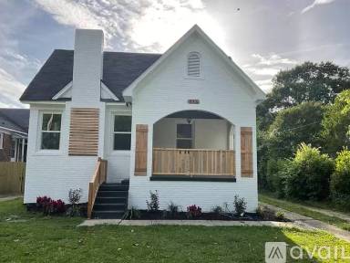 Main picture of 435 S Main St