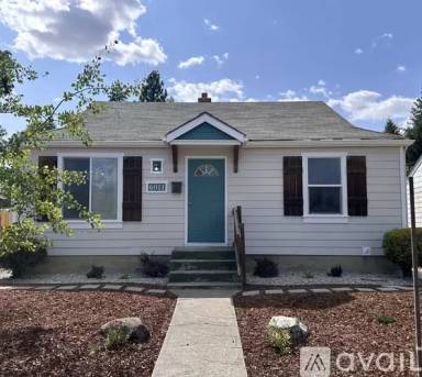Main picture of 6011 N Wall St
