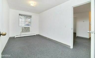 Main picture of 2476 Hughes Ave