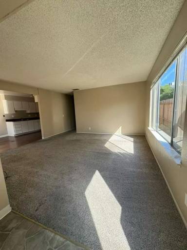 Main picture of 2405 S Whitney Blvd