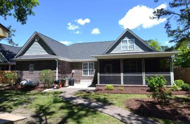 Main picture of 818 Lambrook Dr