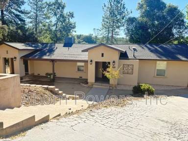 Main picture of 5791 Forest Lake Rd