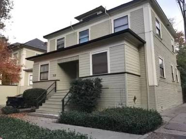 Main picture of 715 18th St