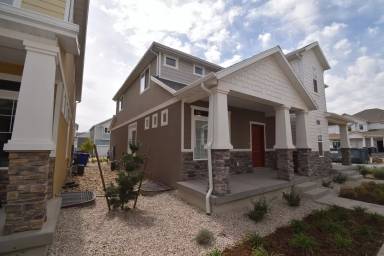 Main picture of 214 E Allegheny Pl
