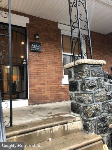 Main picture of 1412 N Hobart St