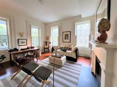 Main picture of 25 Montagu St