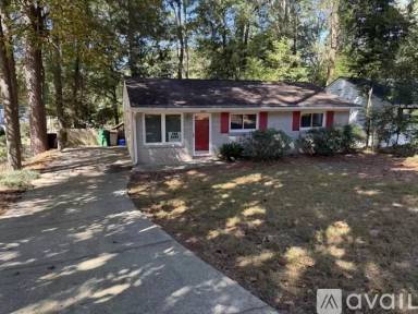 Main picture of 1068 Palafox Dr NE