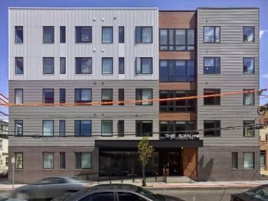 Main picture of 121 S 41st St