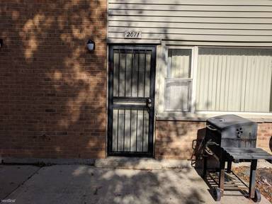 Main picture of 2061 Sibley Blvd