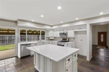 Main picture of 5009 Pemberton Ln
