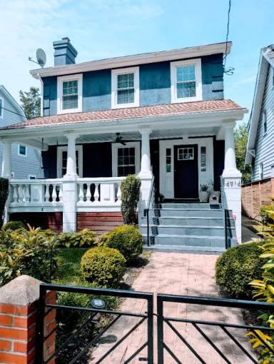 Main picture of 4914 Arkansas Ave NW