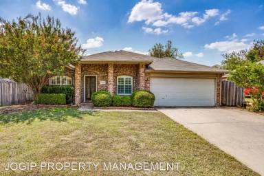 Main picture of 1409 Meadowbrook Dr