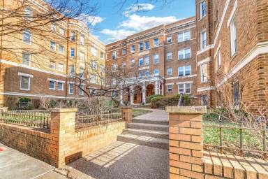 Main picture of 1820 Clydesdale Pl NW