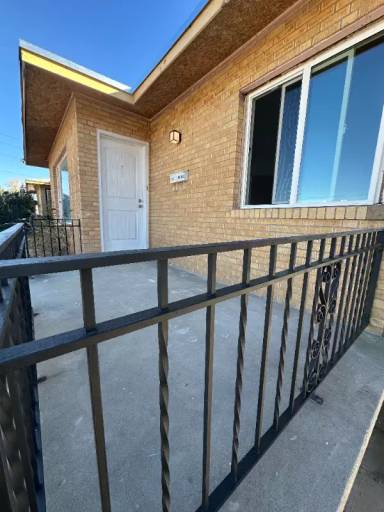 Main picture of 3332 Mobile Ave