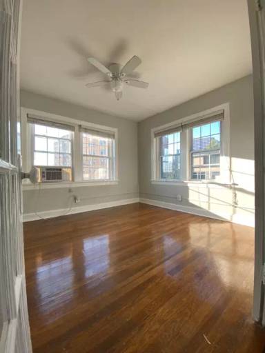Main picture of 129 E 46th St