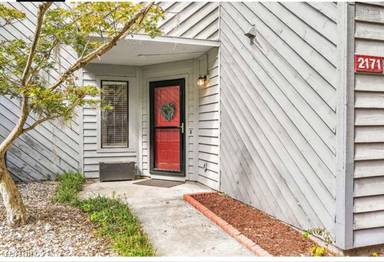 Main picture of 2171 Spoleto Ln E