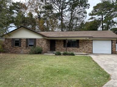 Main picture of 1056 Bacon Rd