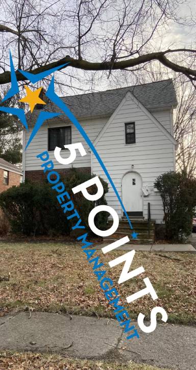 Main picture of 890 Eloise Dr